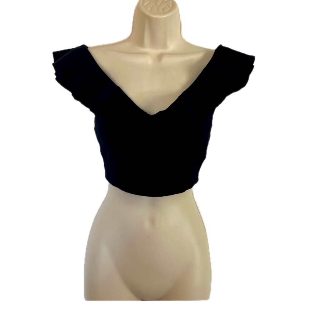 Forever 21 Black Ruffle Sleeveless Crop Top - NWT - Size S